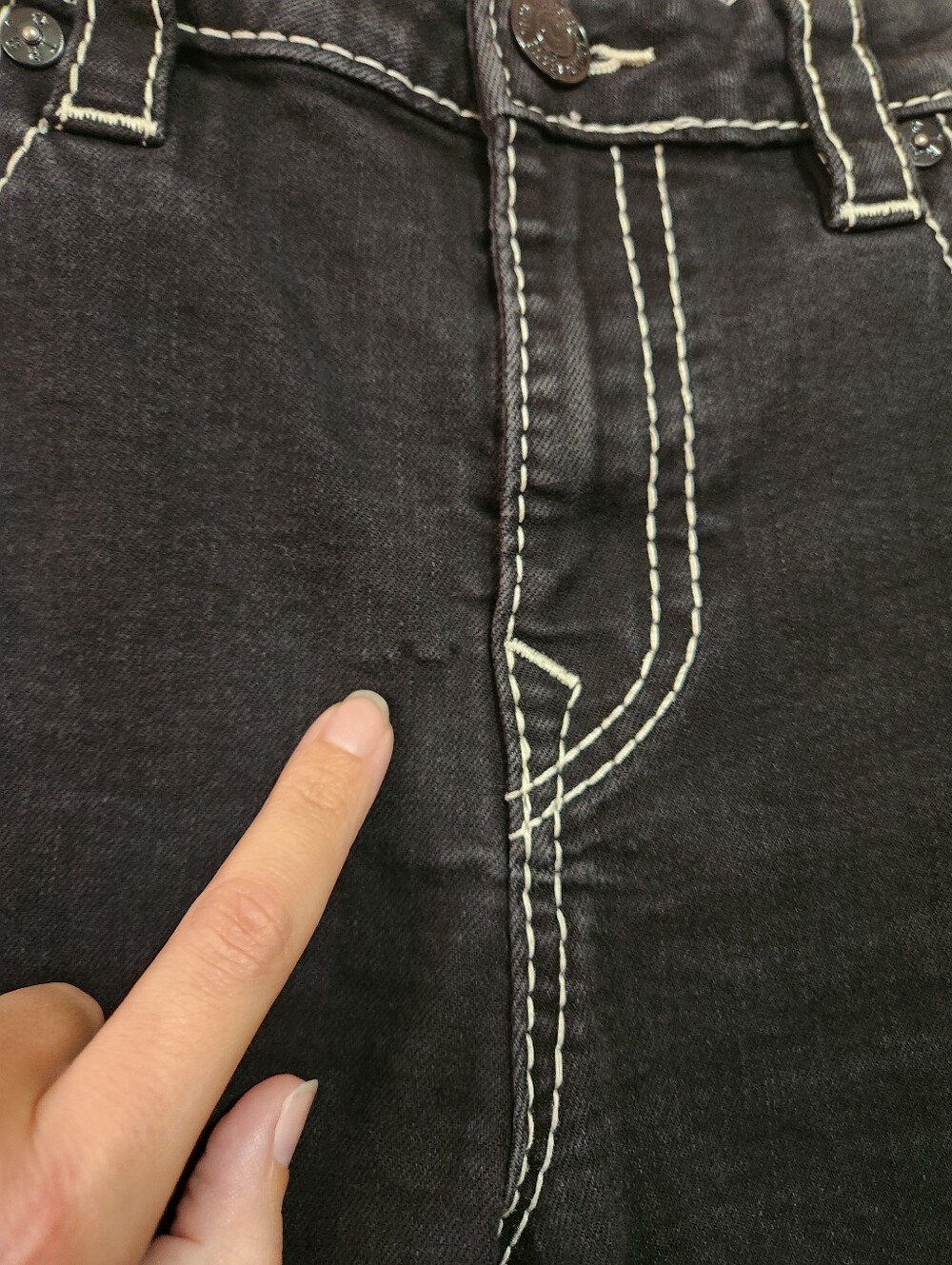 True Religion Becca Mid Rise Bootcut Big T Black Distressed Contrast Stitch Jean - Picture 13 of 14